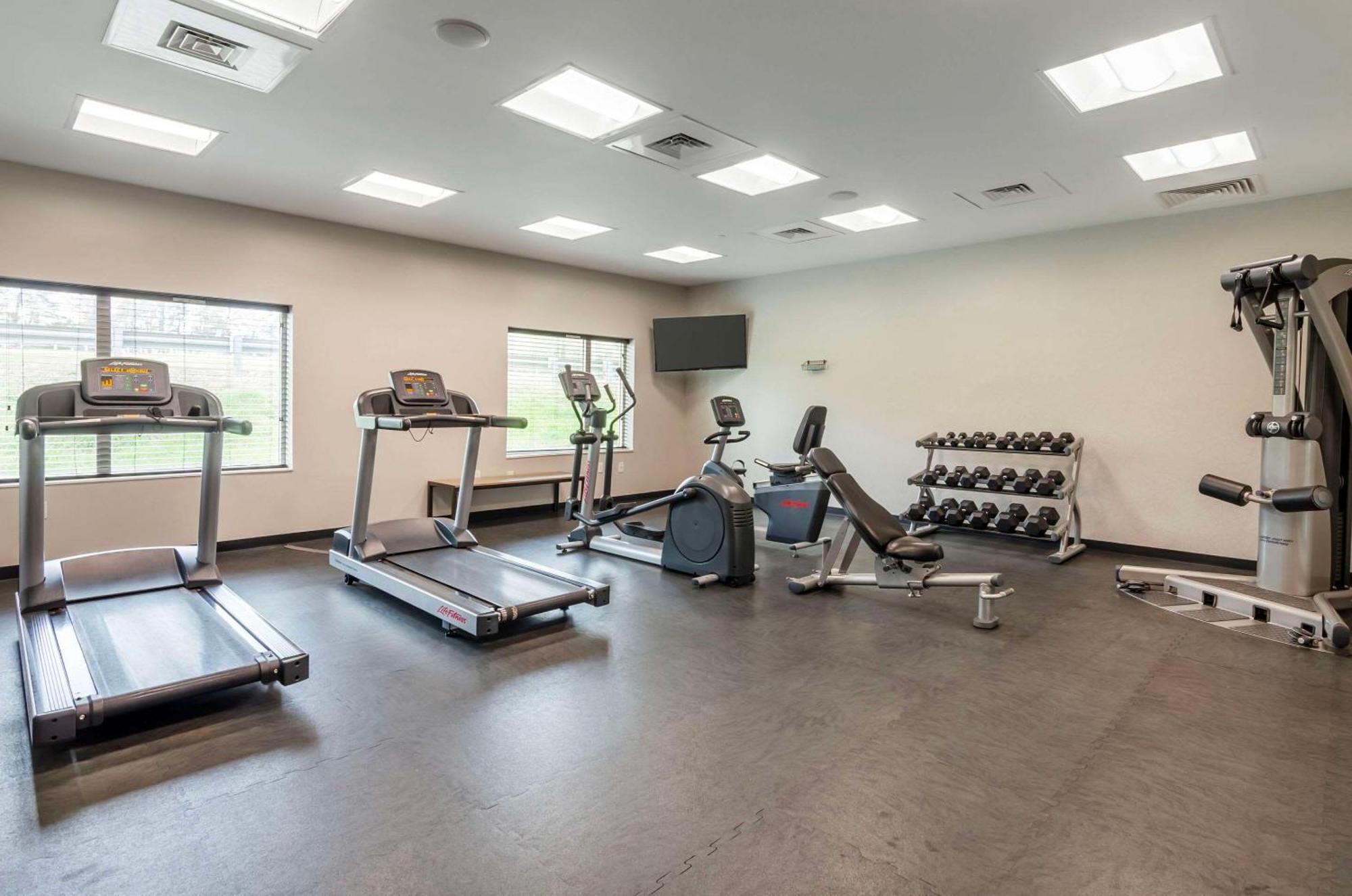 Country Inn & Suites By Radisson, Charlottesville-Uva, Va מראה חיצוני תמונה