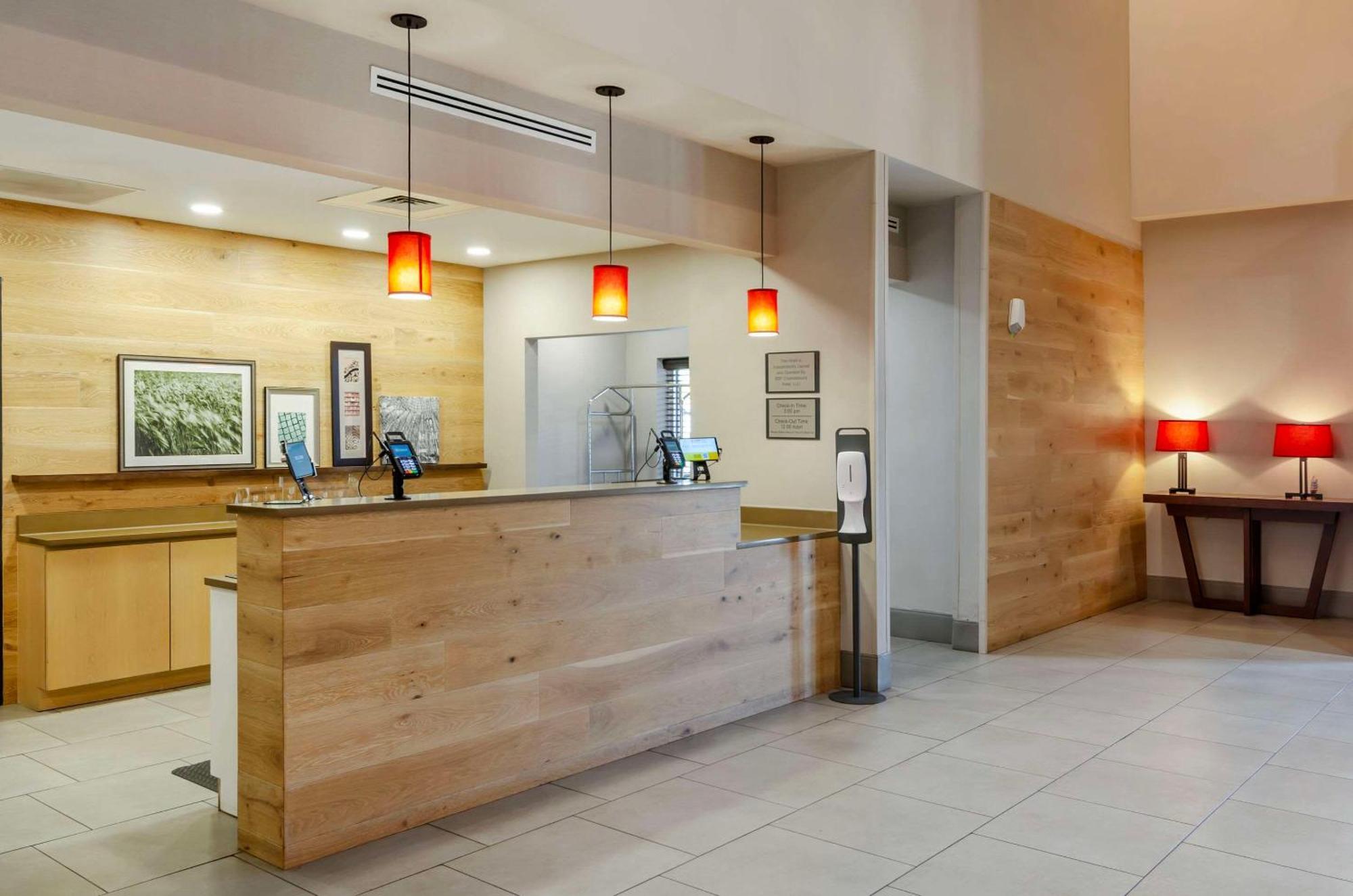 Country Inn & Suites By Radisson, Charlottesville-Uva, Va מראה חיצוני תמונה