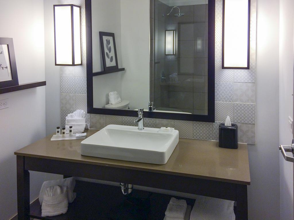 Country Inn & Suites By Radisson, Charlottesville-Uva, Va מראה חיצוני תמונה