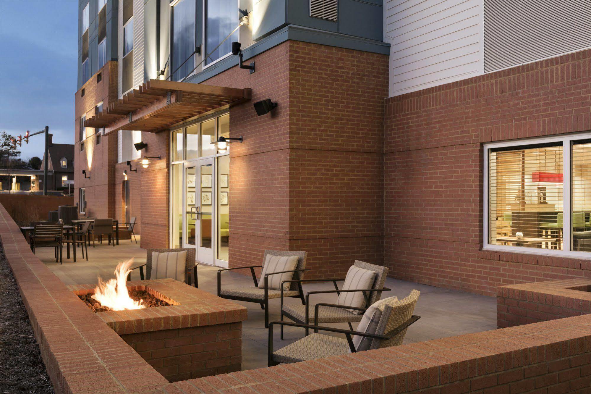 Country Inn & Suites By Radisson, Charlottesville-Uva, Va מראה חיצוני תמונה